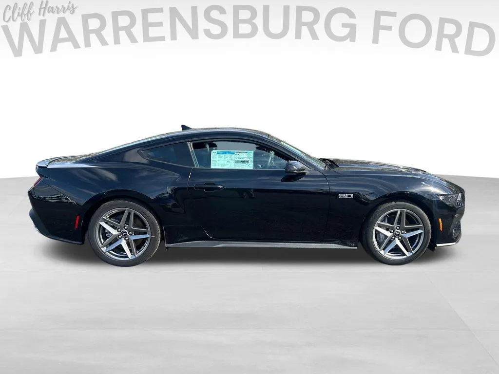 2025 Ford Mustang GT Premium Fastback - Photo 8