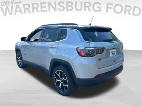 More photos of 2025 Jeep Compass Limited at Warrensburg Ford, MO