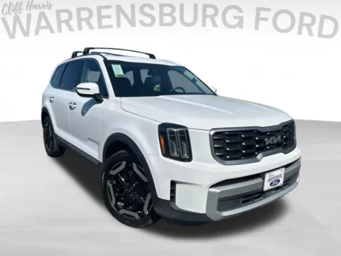 White 2025 Kia Telluride S for sale in Warrensburg, MO
