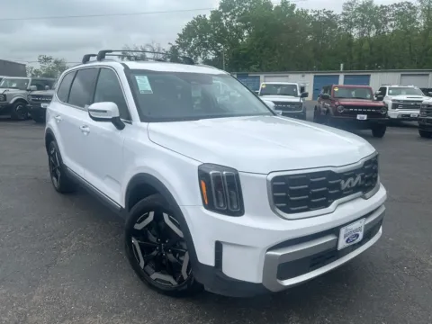 White 2025 Kia Telluride S for sale in Warrensburg, MO