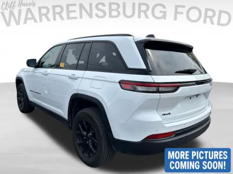 Another view of 2025 Jeep Grand Cherokee Altitude for sale in Warrensburg, MO at Warrensburg Ford