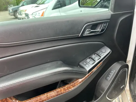 More photos of 2016 Chevrolet Suburban LTZ at Warrensburg Ford, MO