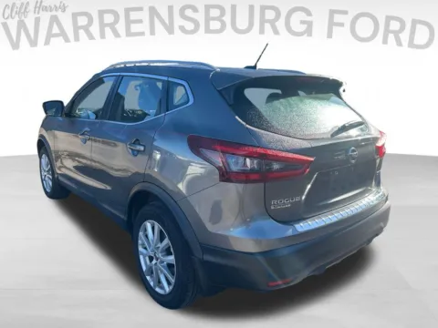 More photos of 2020 Nissan Rogue Sport SV at Warrensburg Ford, MO