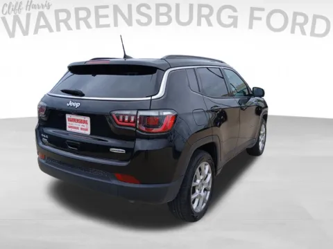 Another view of 2022 Jeep Compass Latitude Lux for sale in Warrensburg, MO at Warrensburg Ford