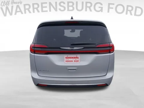 More photos of 2024 Chrysler Pacifica Touring L at Warrensburg Ford, MO
