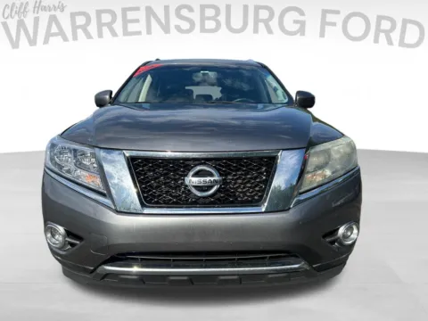 Photos of 2015 Nissan Pathfinder SL for sale in Warrensburg, MO at Warrensburg Ford