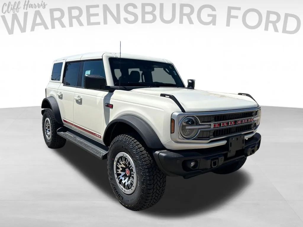 2026 Ford Bronco Outer Banks 4x4's photo