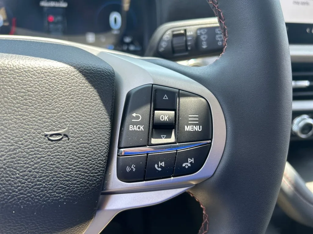 2026 Ford Explorer Active - Photo 29