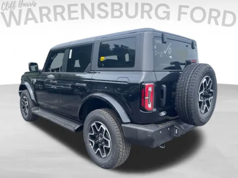 More photos of 2026 Ford Bronco Outer Banks at Warrensburg Ford, MO
