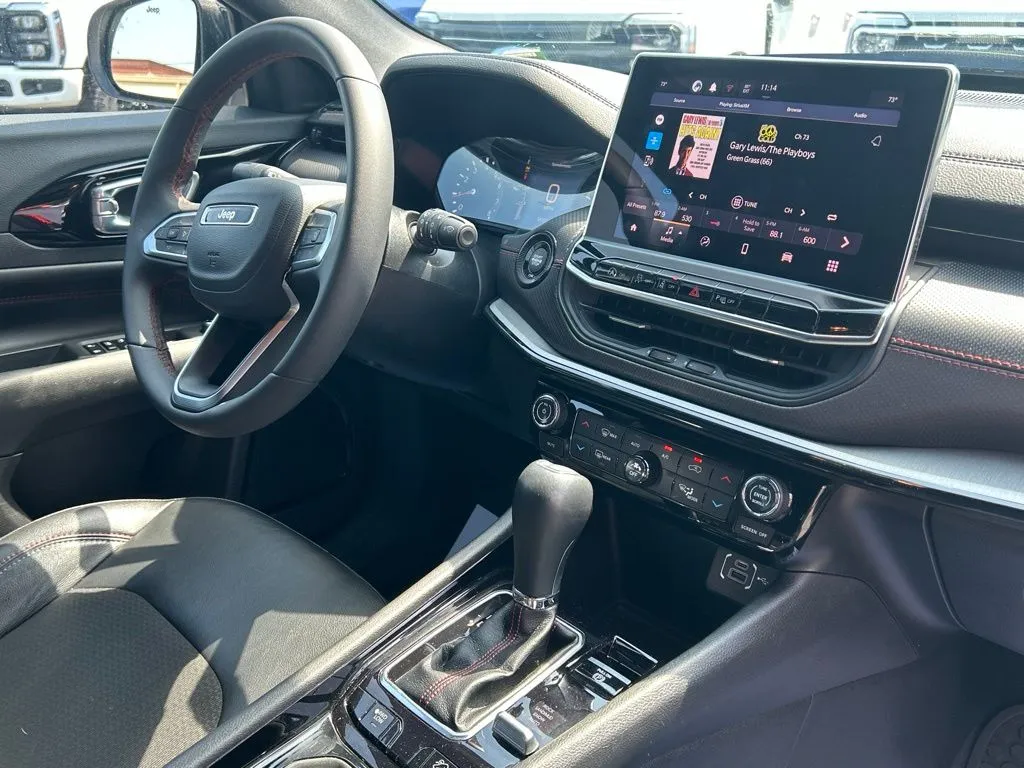 2025 Jeep Compass Trailhawk - Photo 18