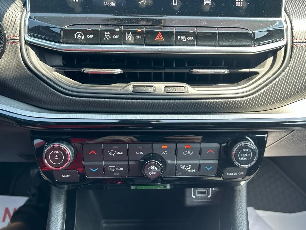 2025 Jeep Compass Trailhawk - Photo 33