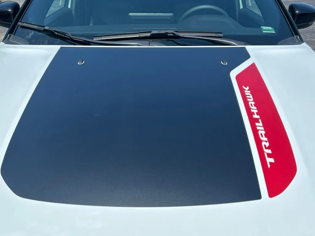 2025 Jeep Compass Trailhawk - Photo 11