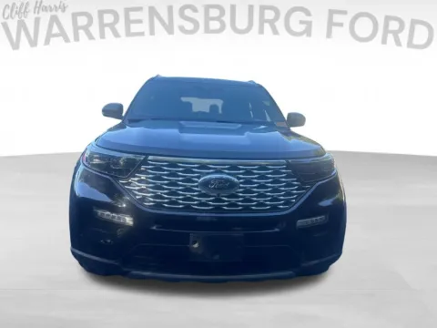 Photos of 2020 Ford Explorer Platinum for sale in Warrensburg, MO at Warrensburg Ford