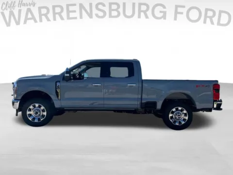 More photos of 2026 Ford F-350SD Lariat at Warrensburg Ford, MO