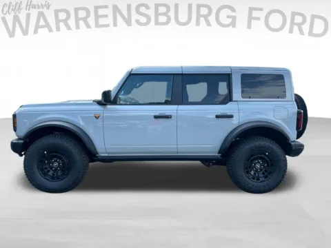 More photos of 2026 Ford Bronco Badlands at Warrensburg Ford, MO