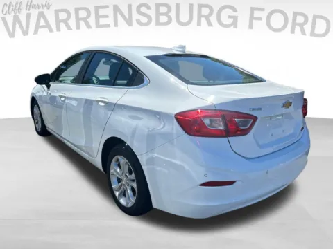 Another view of 2019 Chevrolet Cruze LT for sale in Warrensburg, MO at Warrensburg Ford