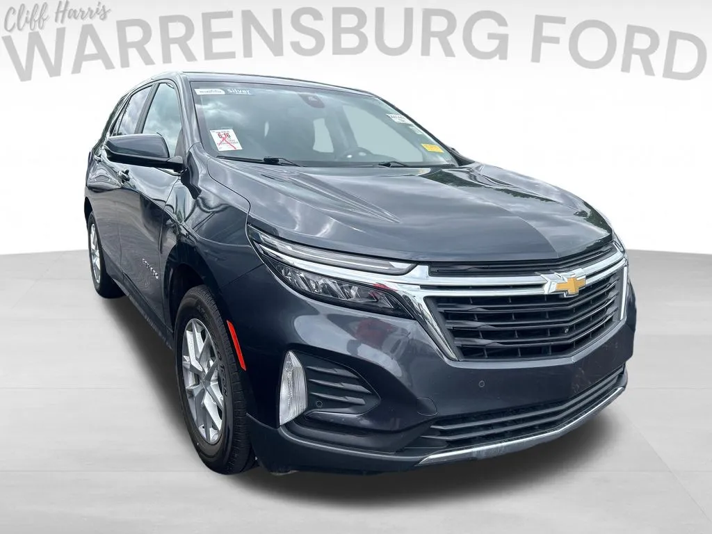 Used 2022 Chevrolet Equinox LT with VIN 2GNAXKEV3N6133194 for sale in Kansas City