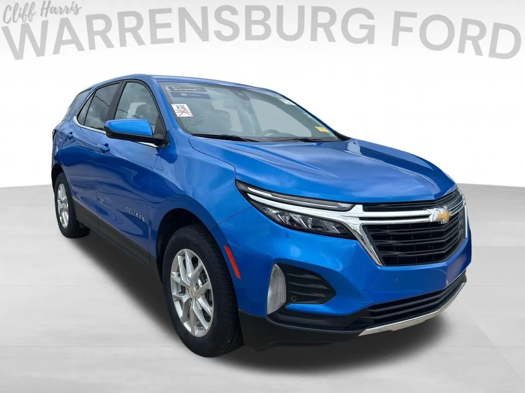 Used 2024 Chevrolet Equinox LT with VIN 3GNAXUEG8RS118839 for sale in Kansas City