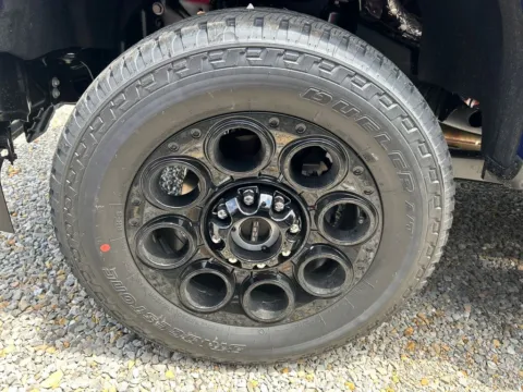 More photos of 2026 Ford F-250SD Lariat at Warrensburg Ford, MO