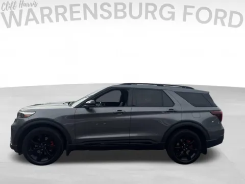 More photos of 2022 Ford Explorer ST at Warrensburg Ford, MO