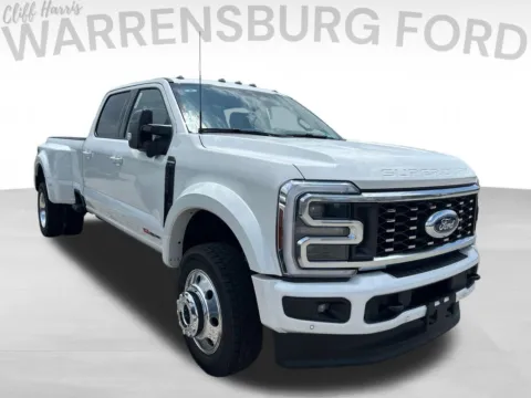 White 2026 Ford F-450SD Platinum for sale in Warrensburg, MO