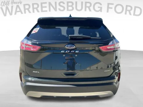 More photos of 2023 Ford Edge SEL at Warrensburg Ford, MO