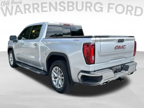 More photos of 2019 GMC Sierra 1500 SLT at Warrensburg Ford, MO