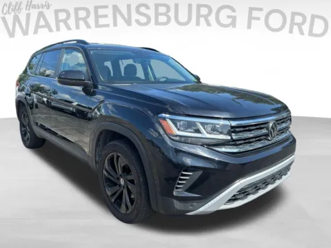 Black 2023 Volkswagen Atlas 3.6L V6 SE w/Technology for sale in Warrensburg, MO