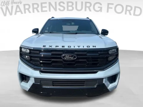 Photos of 2026 Ford Expedition Platinum for sale in Warrensburg, MO at Warrensburg Ford