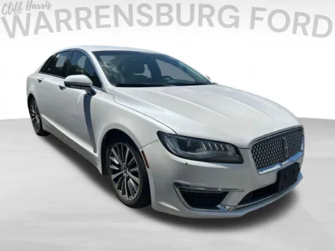 White 2018 Lincoln MKZ Premiere for sale in Warrensburg, MO