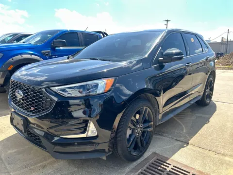 Photos of 2021 Ford Edge ST for sale in Warrensburg, MO at Warrensburg Ford