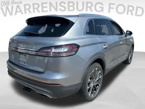 More photos of 2022 Lincoln Nautilus Reserve at Warrensburg Ford, MO