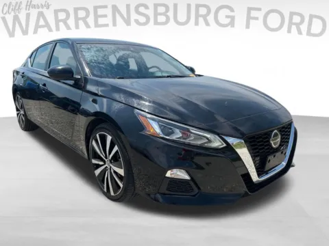 Black 2022 Nissan Altima 2.5 SR for sale in Warrensburg, MO