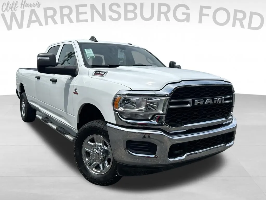 Used 2024 RAM Ram 3500 Pickup Tradesman with VIN 3C63R3GL9RG198243 for sale in Kansas City