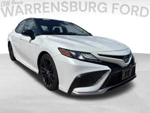 Black 2022 Toyota Camry XSE V6 for sale in Warrensburg, MO