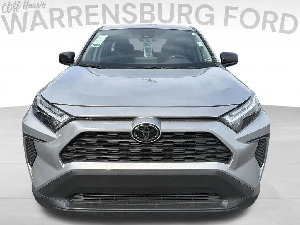 Used 2024 Toyota RAV4 LE with VIN 2T3H1RFV0RW321830 for sale in Kansas City