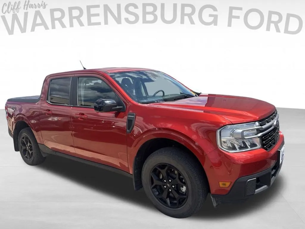 Used 2024 Ford Maverick Lariat with VIN 3FTTW8S90RRA12796 for sale in Kansas City
