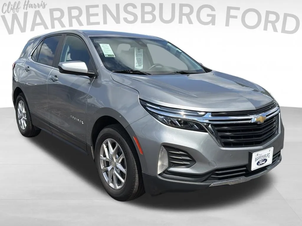 Gray 2023 Chevrolet Equinox LT for sale in Warrensburg, MO