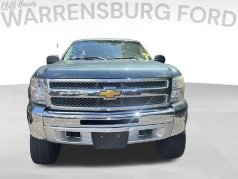 Photos of 2013 Chevrolet Silverado 1500 LT for sale in Warrensburg, MO at Warrensburg Ford