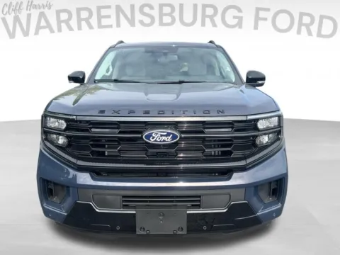 Photos of 2027 Ford Expedition Platinum for sale in Warrensburg, MO at Warrensburg Ford