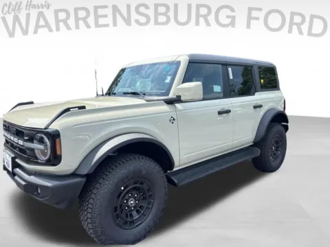 More photos of 2026 Ford Bronco Outer Banks at Warrensburg Ford, MO