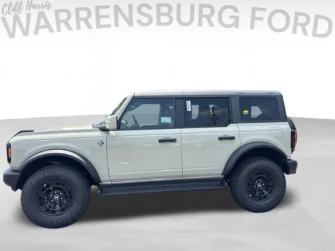 More photos of 2026 Ford Bronco Outer Banks at Warrensburg Ford, MO