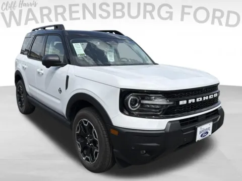 White 2026 Ford Bronco Sport Outer Banks for sale in Warrensburg, MO