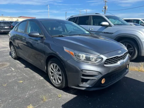 Gray 2020 Kia Forte FE for sale in Warrensburg, MO