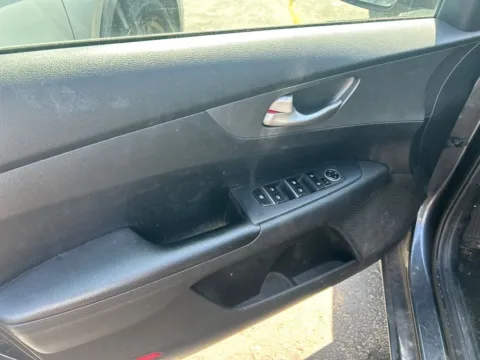 More photos of 2020 Kia Forte FE at Warrensburg Ford, MO