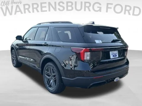 More photos of 2026 Ford Explorer ST-Line at Warrensburg Ford, MO