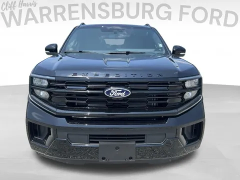 Photos of 2027 Ford Expedition Platinum for sale in Warrensburg, MO at Warrensburg Ford