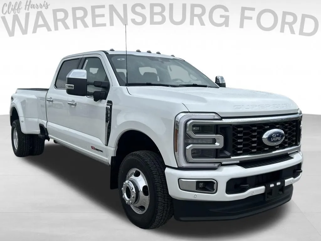 White 2026 Ford F-350SD Platinum for sale in Warrensburg, MO