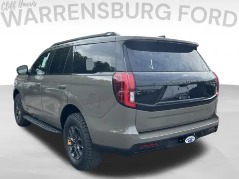 More photos of 2027 Ford Expedition Tremor at Warrensburg Ford, MO