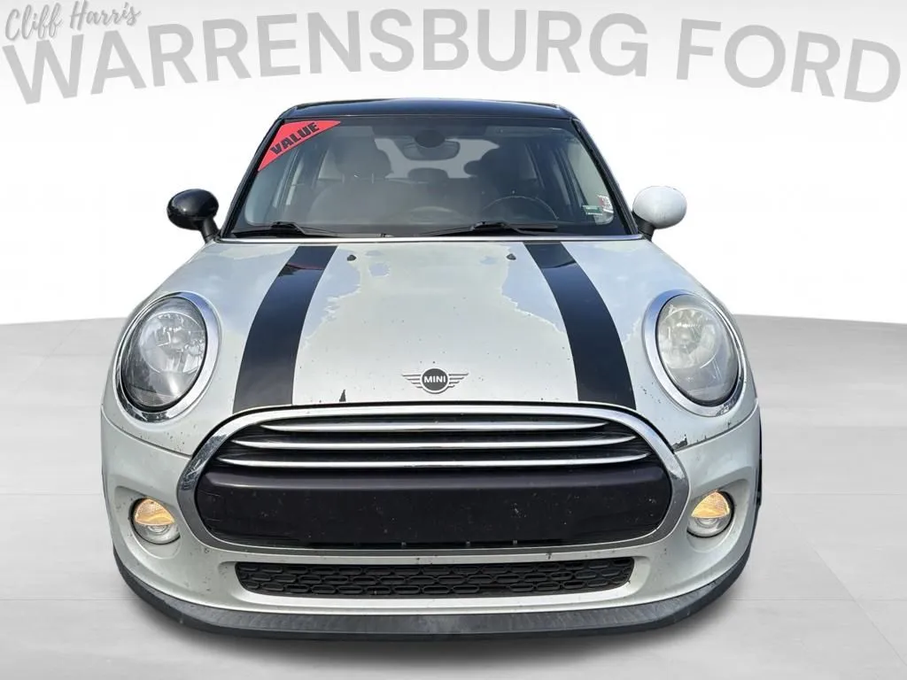 Used 2019 MINI Hardtop 4 Door Base with VIN WMWXU1C53K2J02350 for sale in Warrensburg, MO